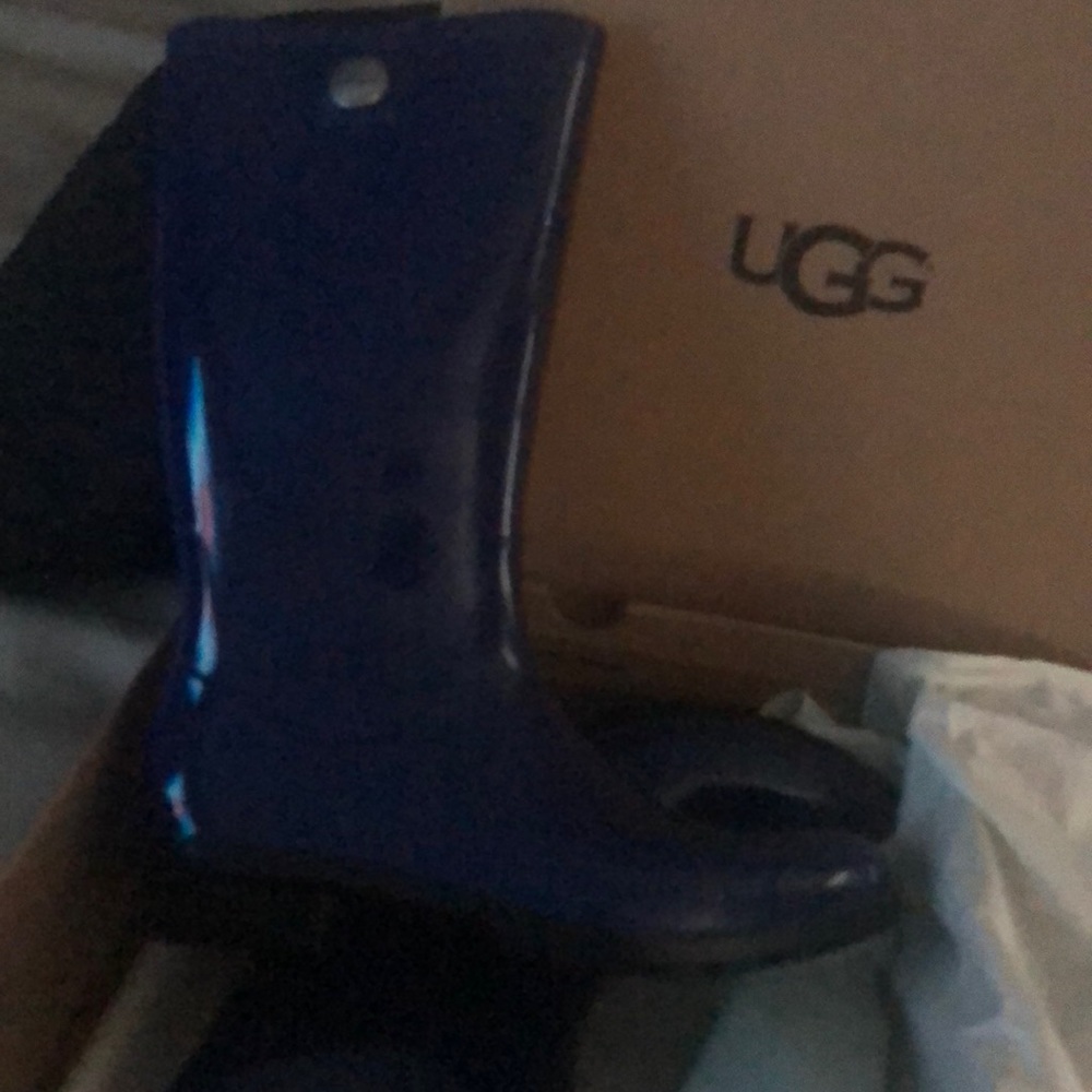 Woman ugg rain boot high